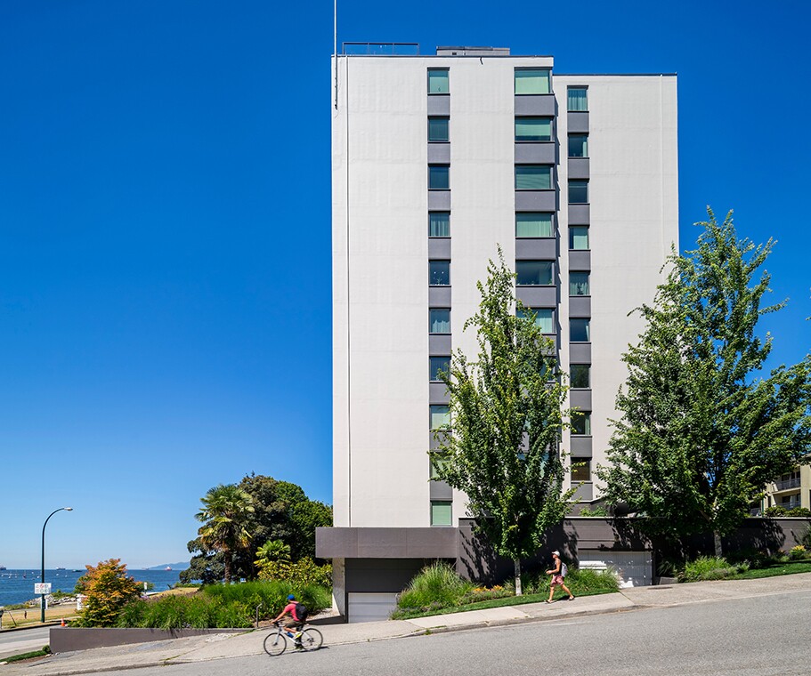 Beach Avenue - Cascadia Windows (6)