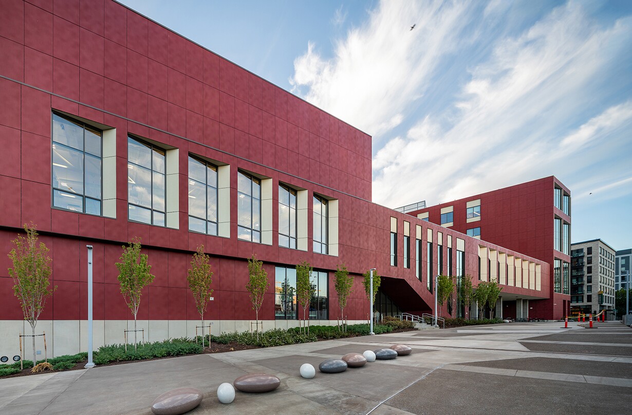 Lincoln High School - Cascadia Windows (5)