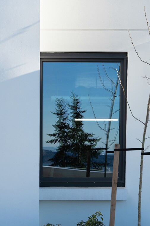 Courtenay - Cascadia Window Wall (11)