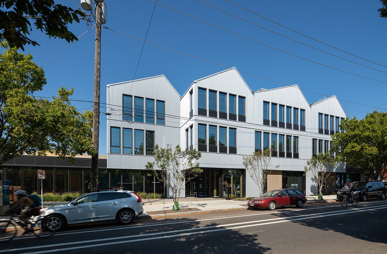 Meyer Memorial Trust HQ - Cascadia Windows (2)