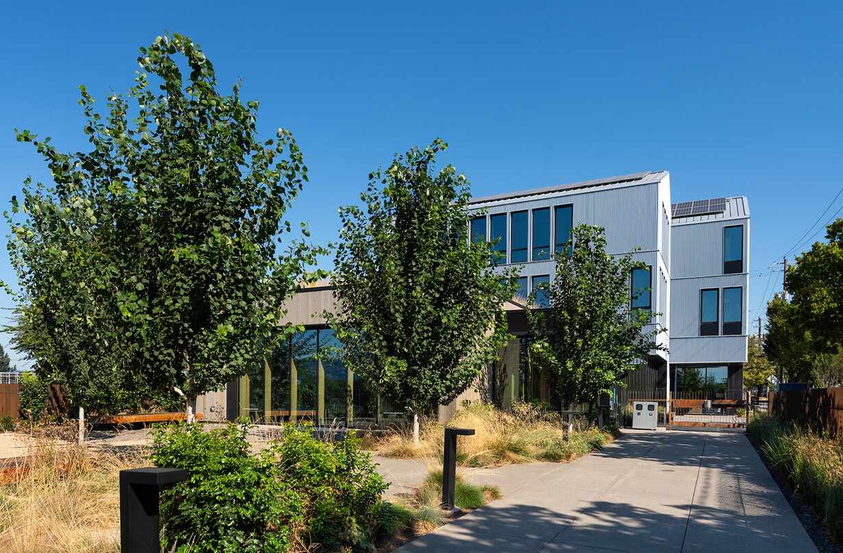 Meyer Memorial Trust HQ - Cascadia Windows (5)