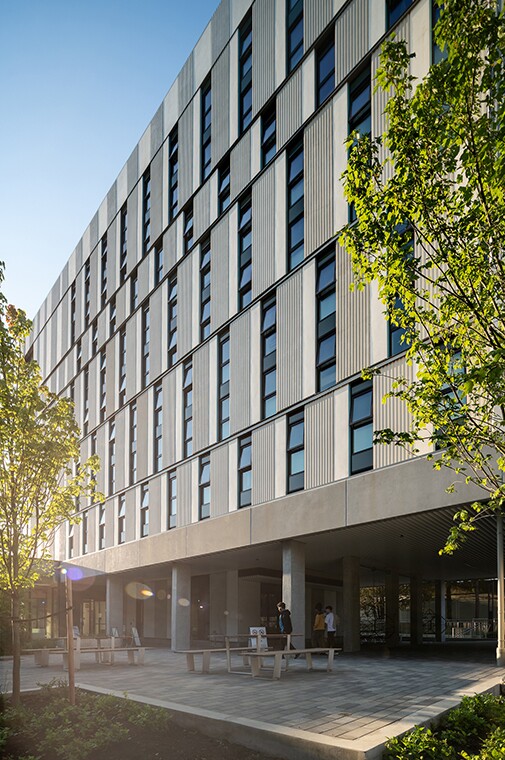 SFU Courtyard Residence - Cascadia Windows (8)