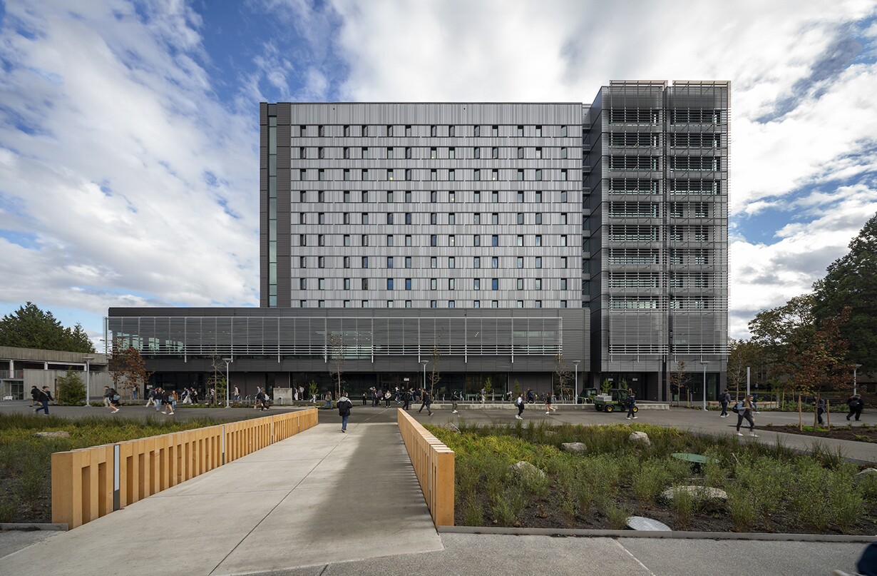 Cascadia Windows - UVIC Cheko'nien House Victoria - 10