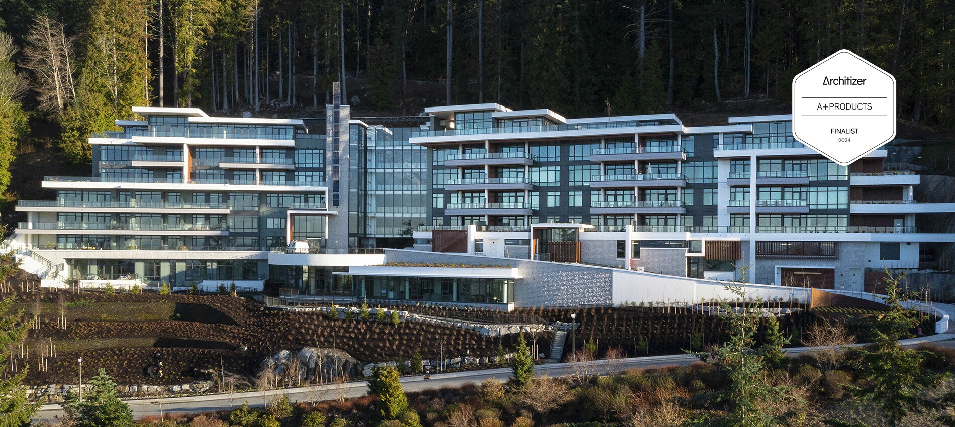 The Courtenay - West Vancouver, BC, featuring Cascadia's Universal Series Window Wall