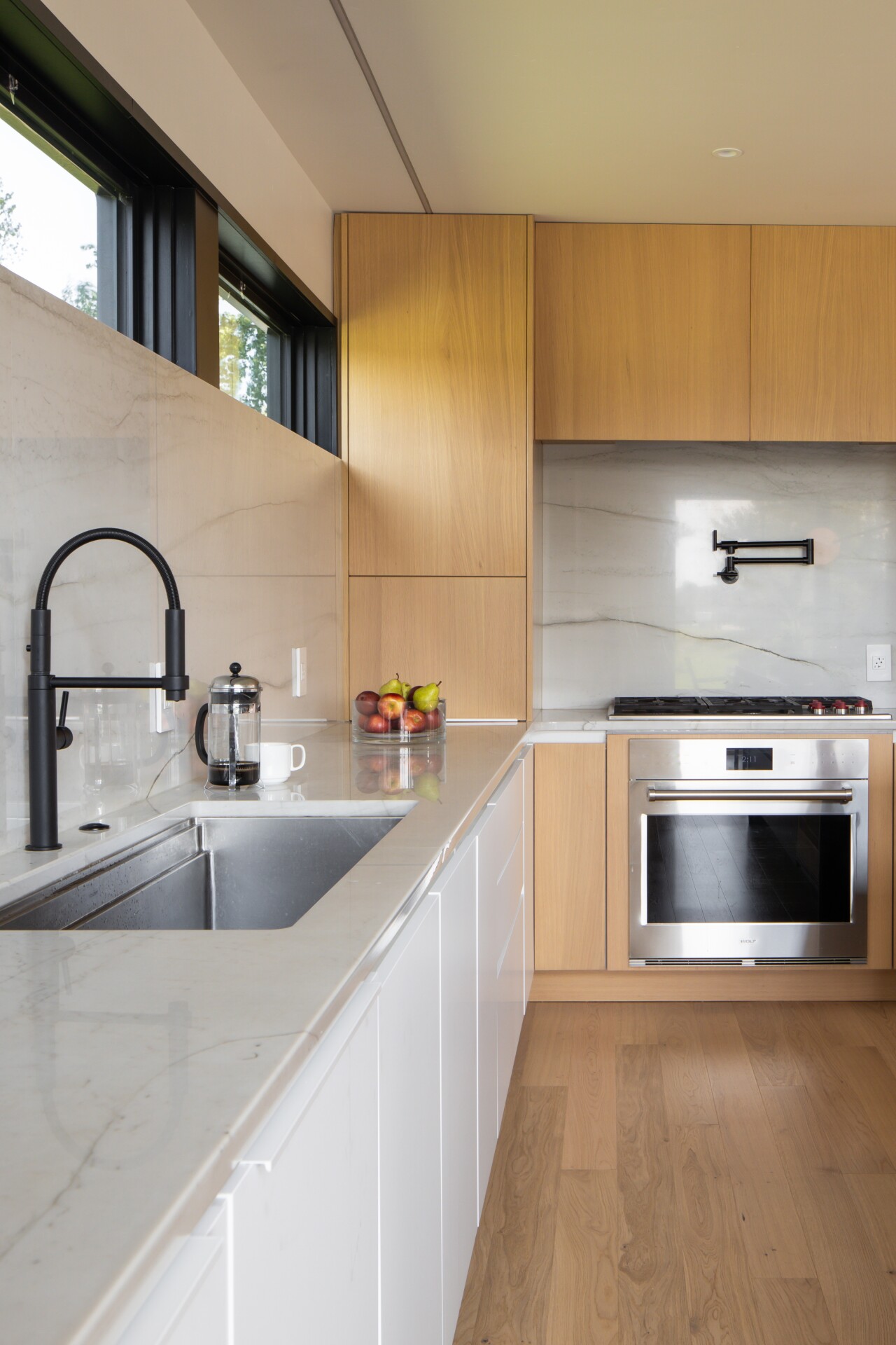 Cascadia Windows -Moonhaus - 10