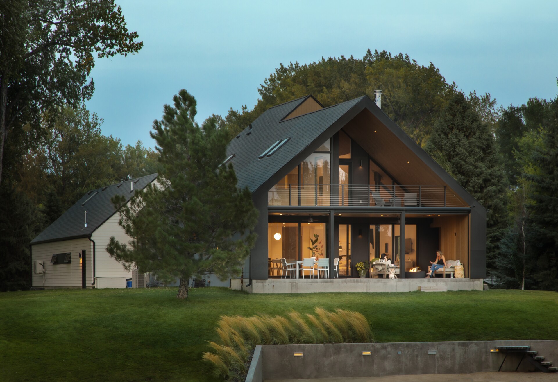 Cascadia Windows -Moonhaus - 63
