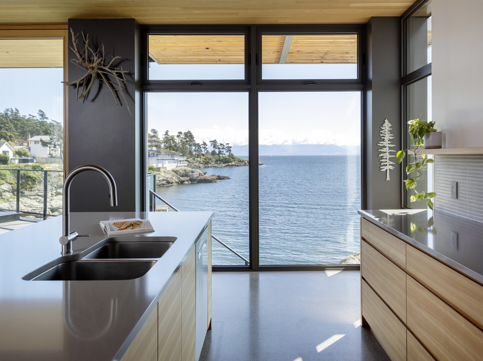 Pontoon-Cove-Eco-House-Universal-Series-2
