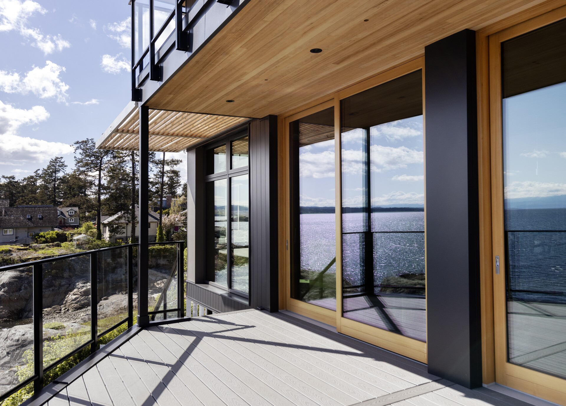 Pontoon-Cove-Eco-House-Universal-Series-1
